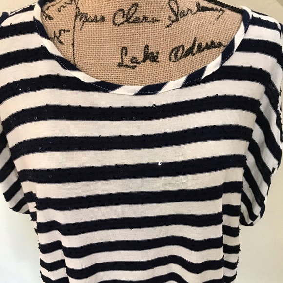 Dress Barn Tops - Dressbarn cotton top with sequins in blue & white
